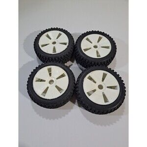 4 Pro-Line 9020 Knuckles 1.6 x 4.4 R/C Vehicle Tires on Kyosho Rims